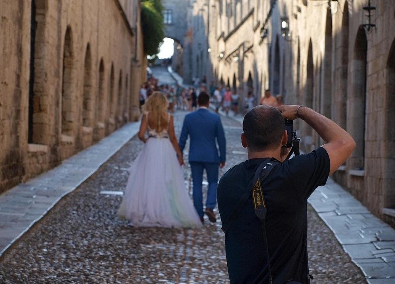 How to Get More Wedding Leads